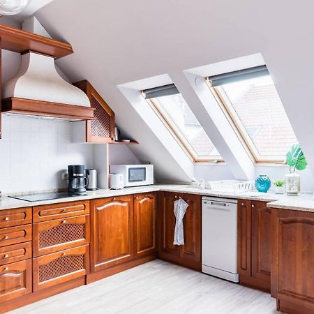 Sunny And Central Penthouse With Private Garage 부다페스트 외부 사진