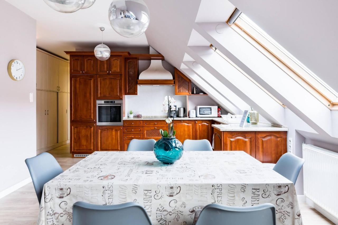 Sunny And Central Penthouse With Private Garage 부다페스트 외부 사진