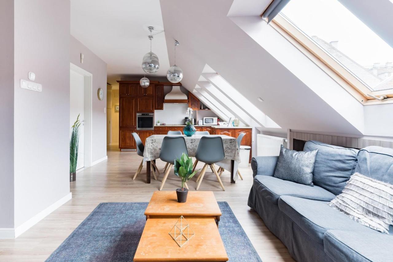 Sunny And Central Penthouse With Private Garage 부다페스트 외부 사진